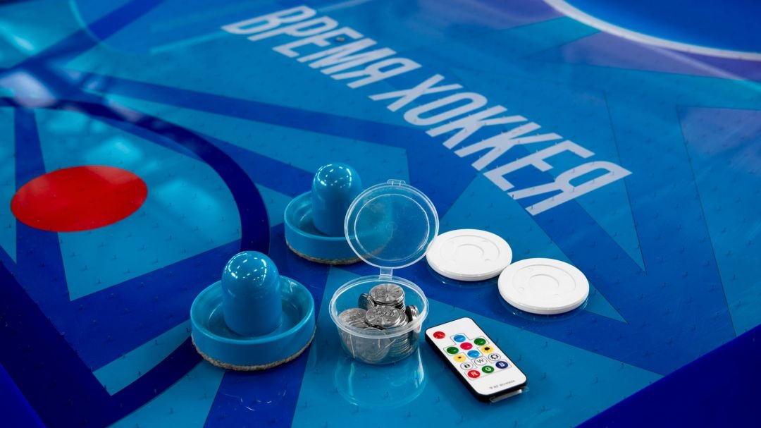 Игровой стол Аэрохоккей Standard 8 ф (жетоноприемник)